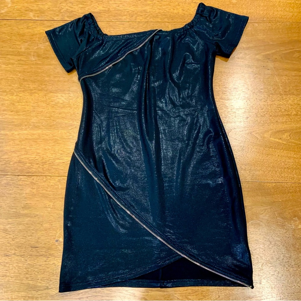 Michel Fashion shiny black mini cocktail dress with zipper detail